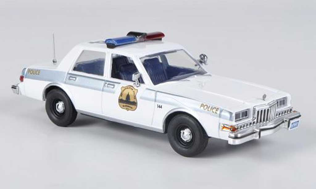 Dodge Diplomat 1/43 First Response Washington D.C. Metropolitan Police 1985 modellino in miniatura