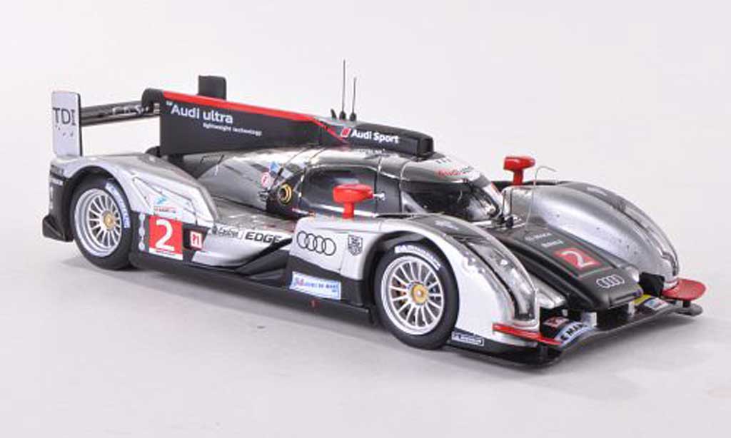 Audi R18 2011 1/43 IXO 2011 TDI No.2 24h Le Mans M.Fassler/A.Lotterer/B.Treluyer modellino in miniatura