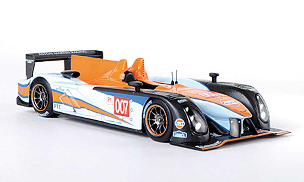 Aston Martin AMR One 1/43 IXO No.007 Gulf Presentationsfahrzeug 2011 modellino in miniatura