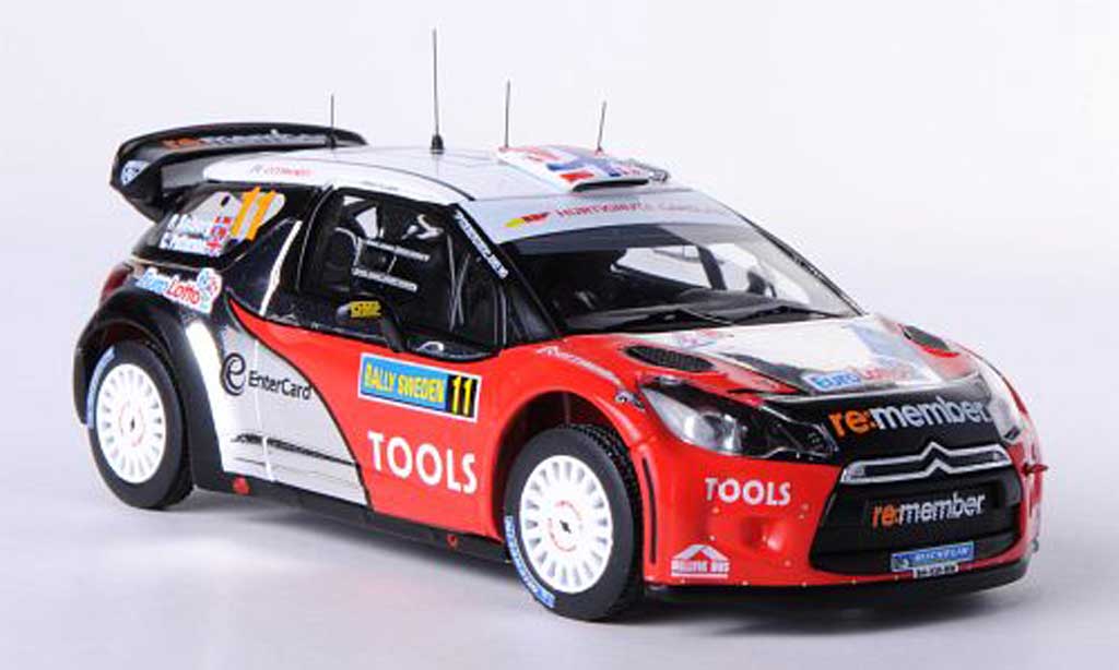 DS Automobiles DS3 WRC 2011 1/43 IXO WRC 2011 No.11 Petter Solberg World Rally Team P.Solberg / C.Patterson Rally Schweden modellino in miniatura