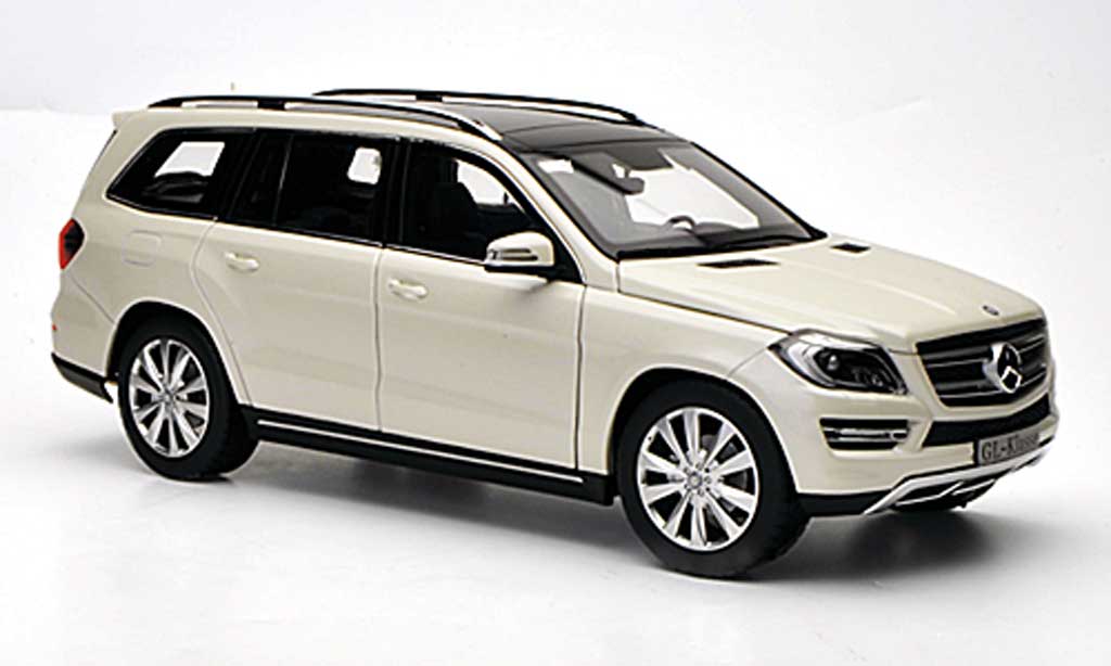 Mercedes Classe GLK 1/18 Norev bianco 2012 modellino in miniatura