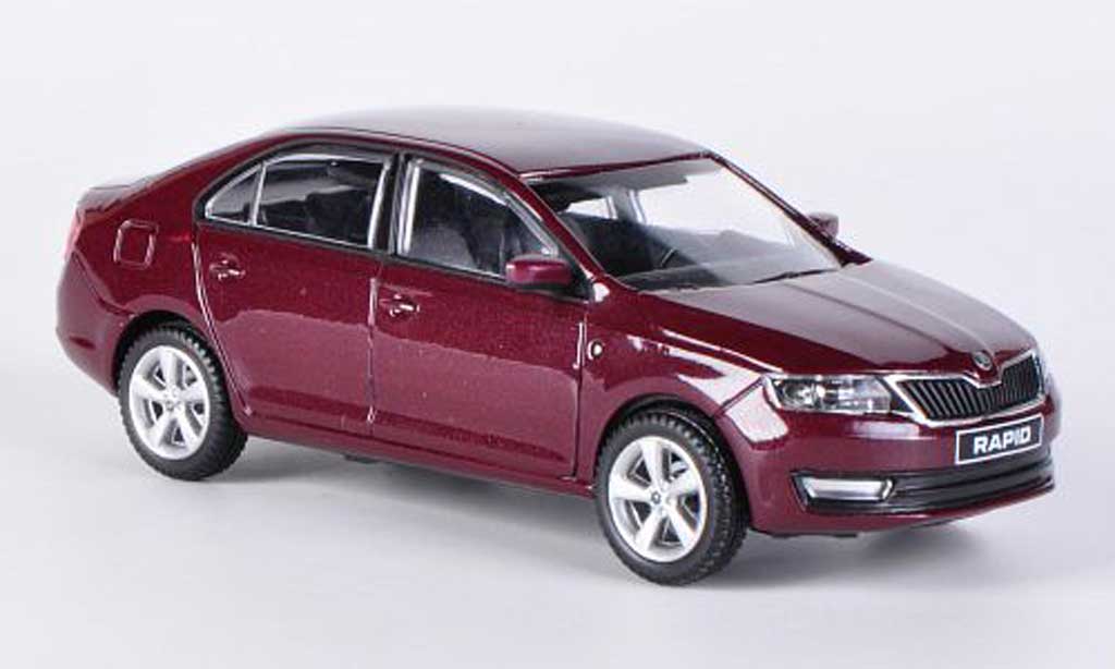 Skoda Rapid 1/43 Abrex rosso 2012 modellino in miniatura