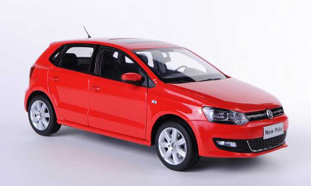 Volkswagen Polo 1/18 Paudi V rosso Asien-Version 2011 modellino in miniatura