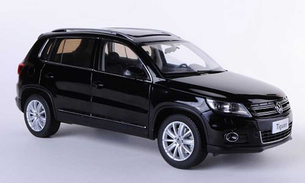 Volkswagen Tiguan 1/18 Paudi nero Asien-Version 2009 modellino in miniatura