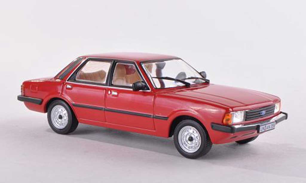Ford Taunus 1980 1/43 WhiteBox 1980 2.0 GL rosso modellino in miniatura