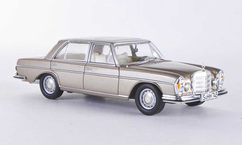 Mercedes 300 SEL 1/43 WhiteBox SEL 6.3 (W109) beige 1968 modellino in miniatura
