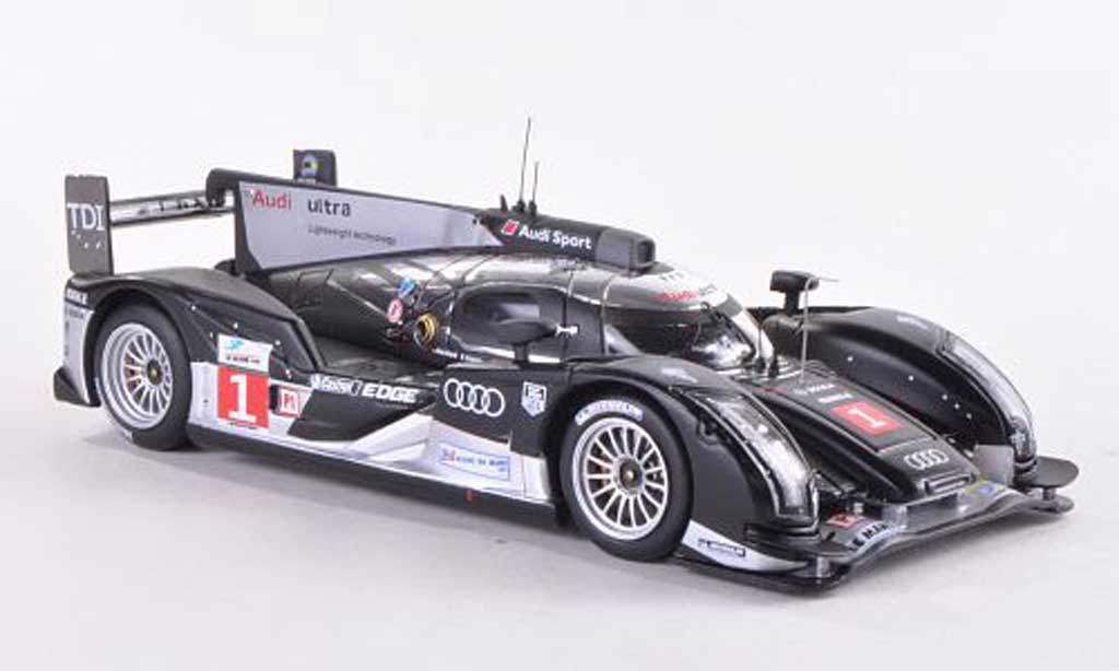 Audi R18 2011 1/43 IXO 2011 TDI No.1 24h Le Mans T.Bernard/R.Dumas/M.Rockenfeller modellino in miniatura