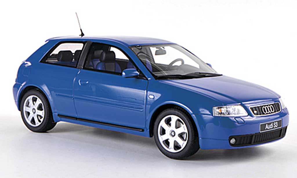 Audi S3 1/18 Ottomobile (MK2) blu modellino in miniatura