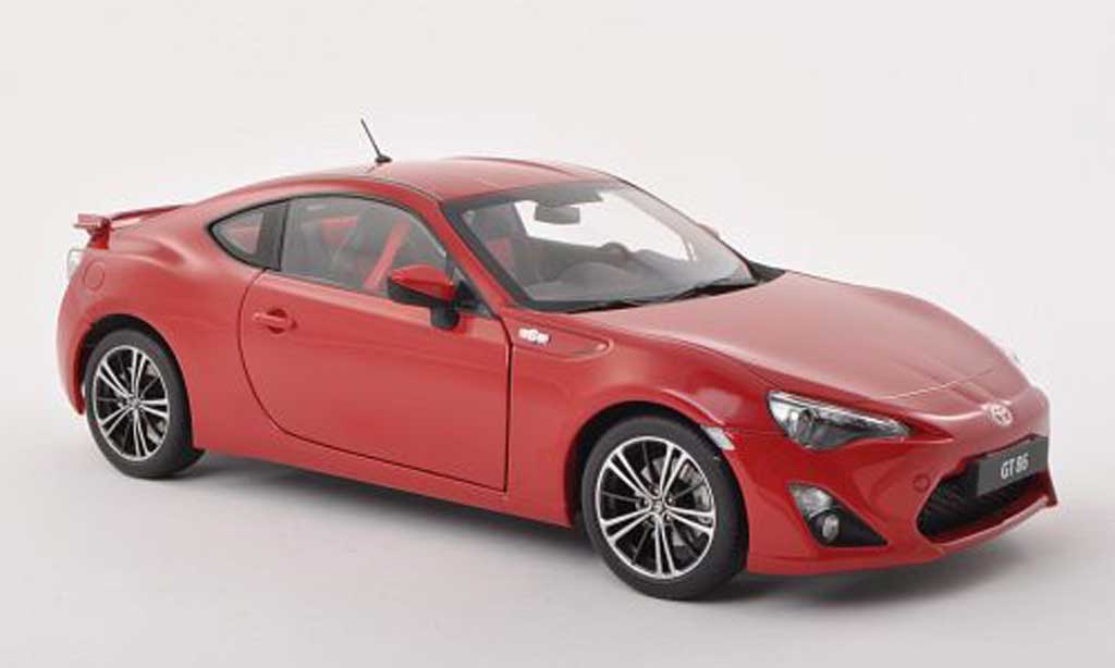 Toyota 86 2012 1/18 Autoart 2012 GT (Europa Version/LHD) nero-rosso modellino in miniatura