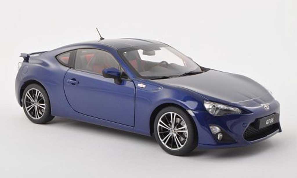 Toyota 86 2012 1/18 Autoart 2012 GT (Europa Version/LHD) nero-blu modellino in miniatura