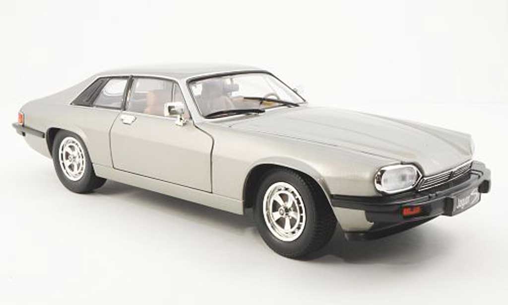 Jaguar XJS 1975 1/18 Yat Ming 1975 grigio LHD modellino in miniatura