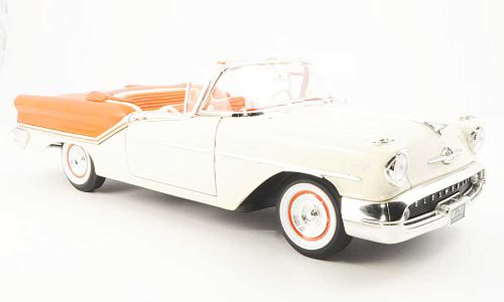 Oldsmobile Super 88 1/18 Yat Ming Convertibile bianco/orange 1957 modellino in miniatura