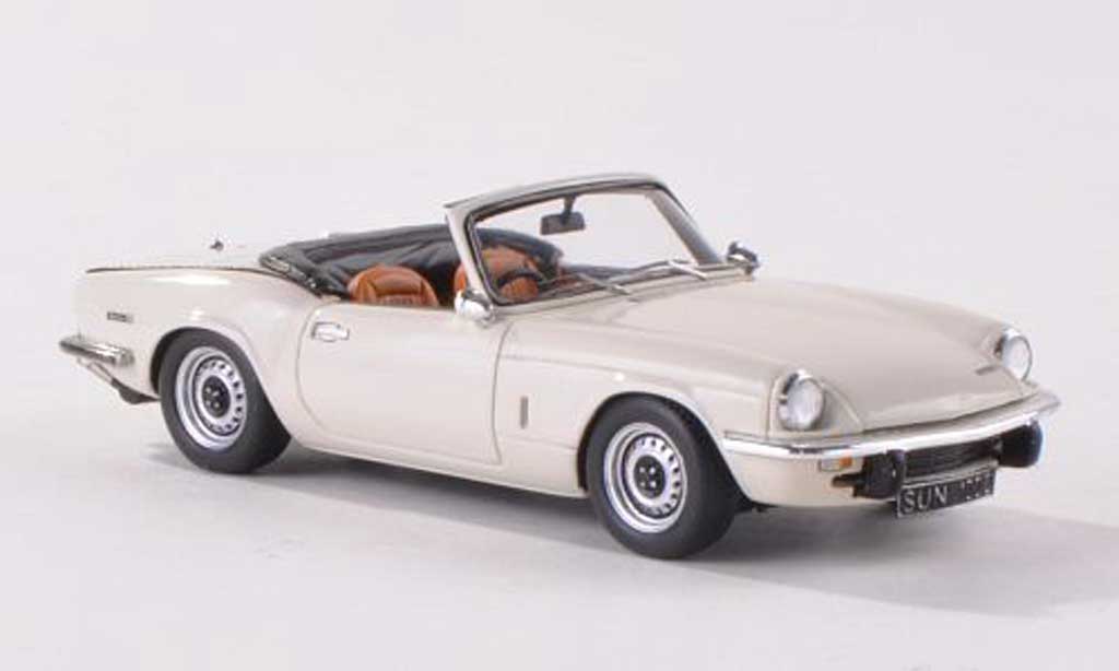 Triumph Spitfire 1/43 Spark MK4 beige RHD 1971 modellino in miniatura