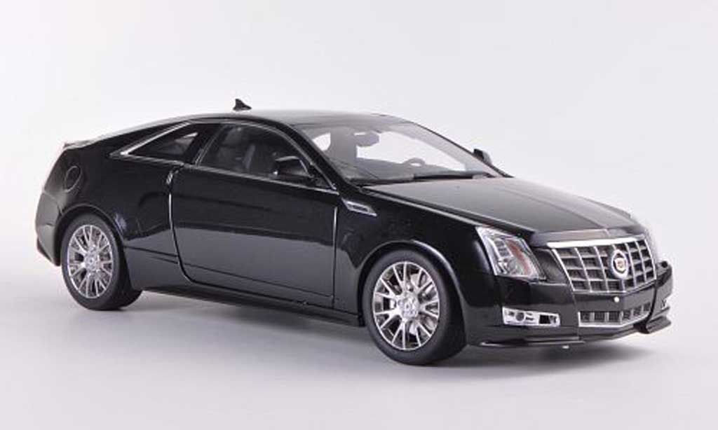 Cadillac CTS 1/18 Kyosho Coupe nero modellino in miniatura