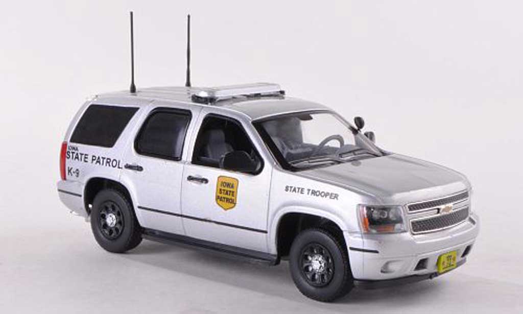 Chevrolet Tahoe 1/43 First Response Iowa State Patrol Polizei (US) 2011 modellino in miniatura