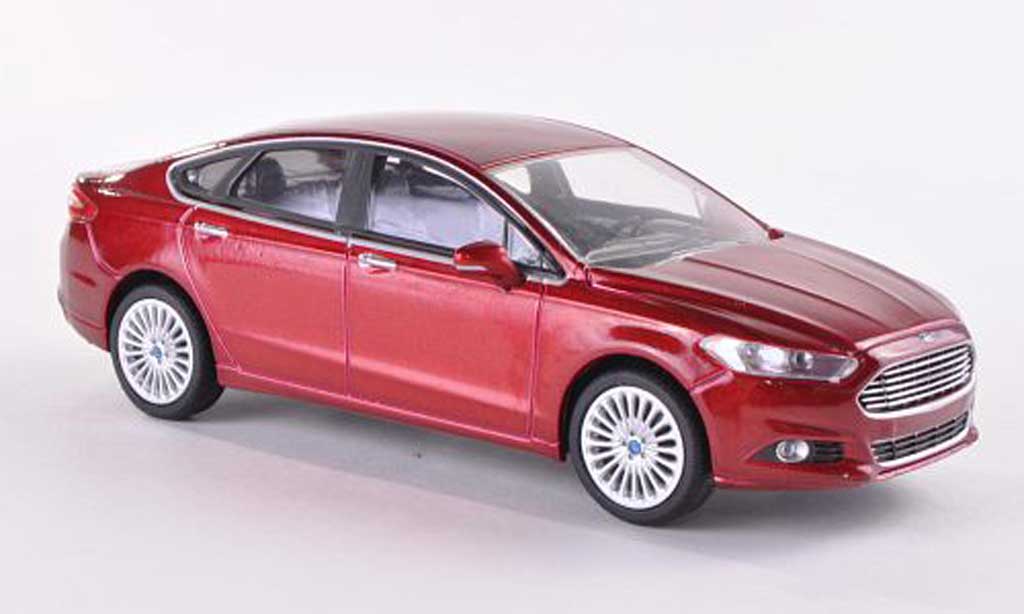 Ford Fusion 1/43 Greenlight rosso 2013 modellino in miniatura