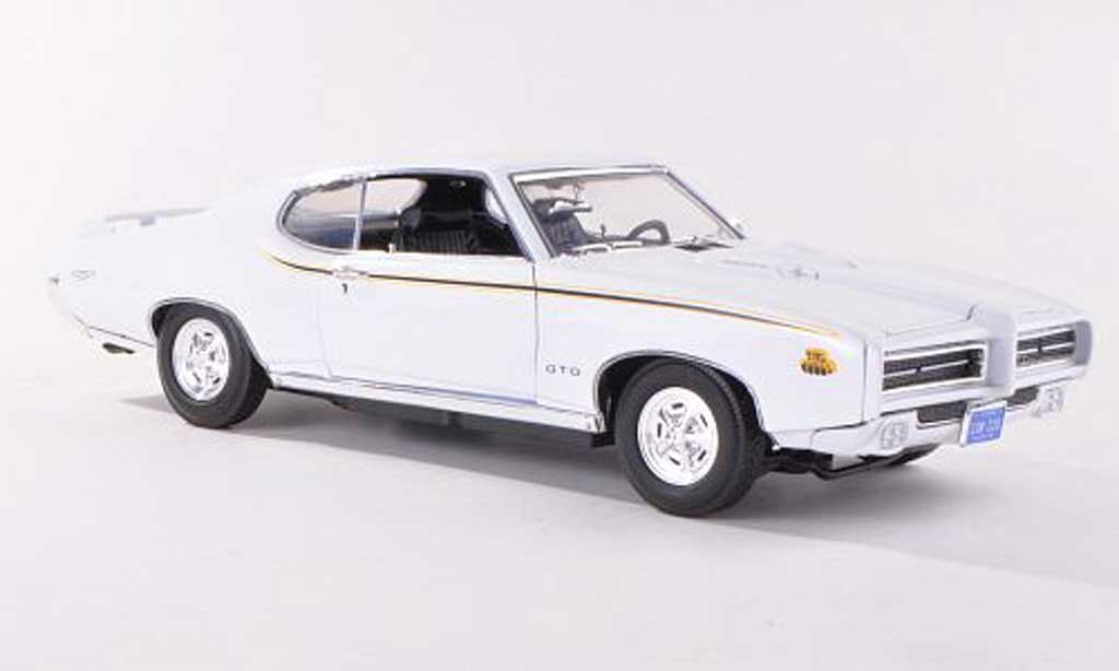 Pontiac GTO 1/18 Motormax Judge bianco 1969 modellino in miniatura