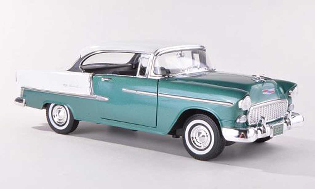 Chevrolet Bel Air 1955 1/18 Motormax 1955 Hardtop grun/bianco modellino in miniatura