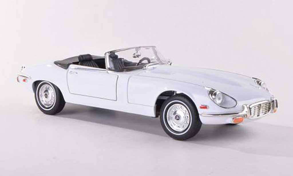 Jaguar E-Type 1971 1/18 Yat Ming 1971 bianco LHD modellino in miniatura