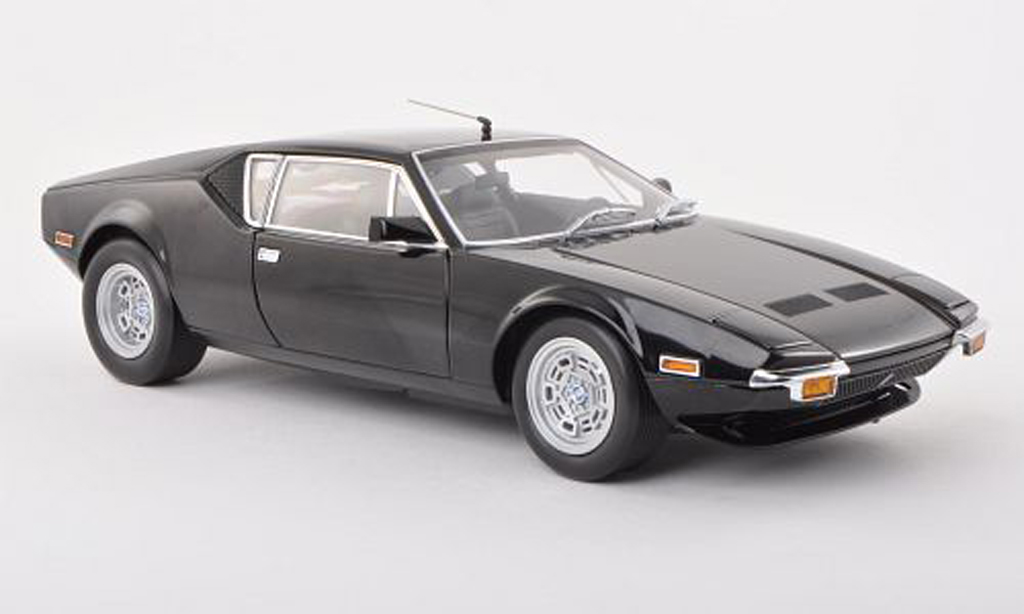 De Tomaso Pantera 1/18 Kyosho L nero modellino in miniatura