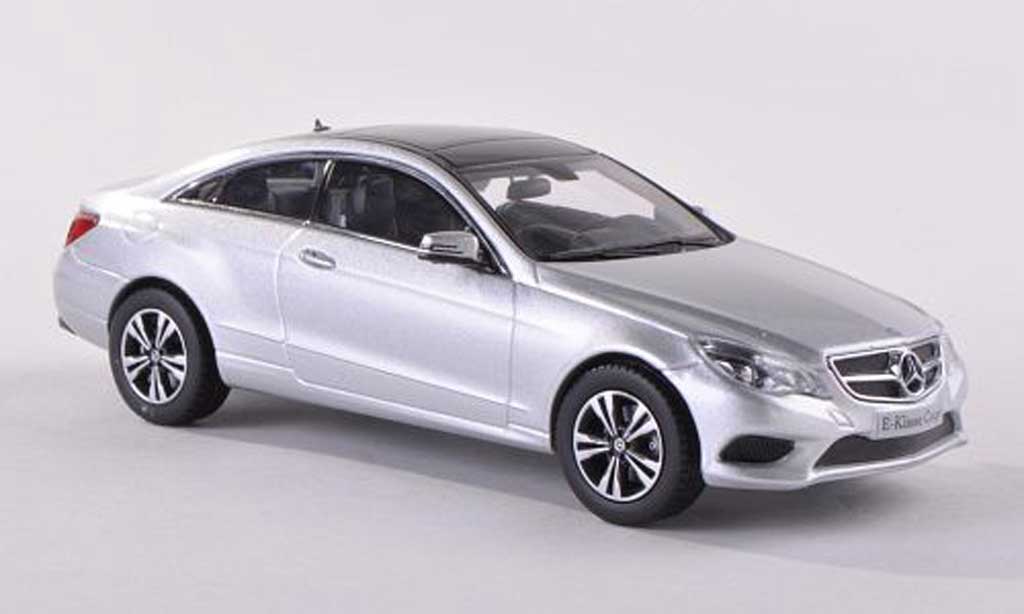 Mercedes Classe E 1/43 Kyosho Coupe d 2013 modellino in miniatura
