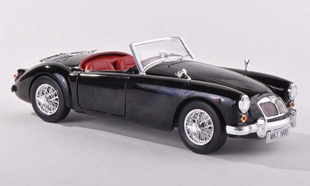 MG MGA 1/18 Revell A Roadster nero Verdeck liegt avec modellino in miniatura