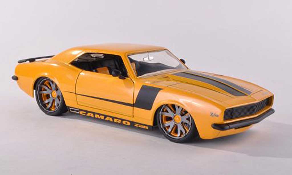 Chevrolet Camaro Z28 1/18 Jada Toys Z28 giallo avec neroem Streifen 1968 modellino in miniatura