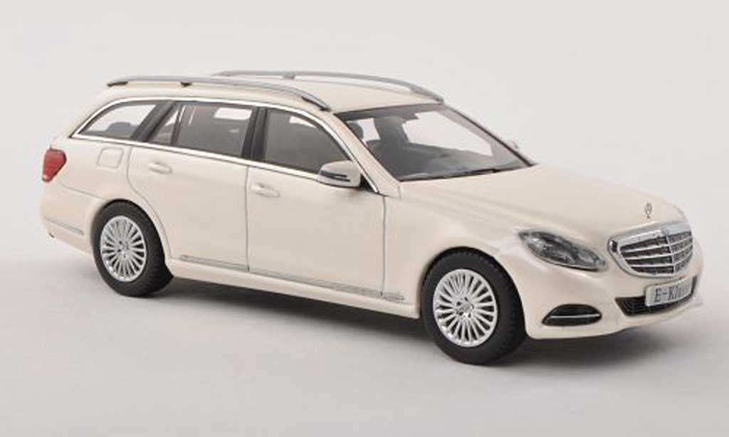 Mercedes Classe E 1/43 Kyosho T-Modele (S212) bianco 2013 modellino in miniatura