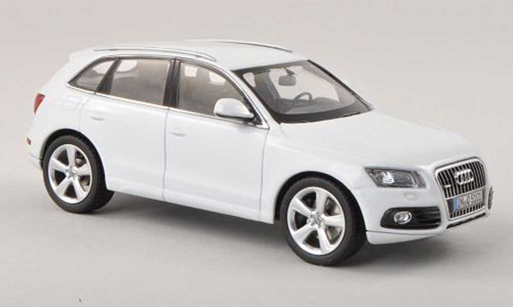 Audi Q5 1/43 Schuco bianco 2013 modellino in miniatura