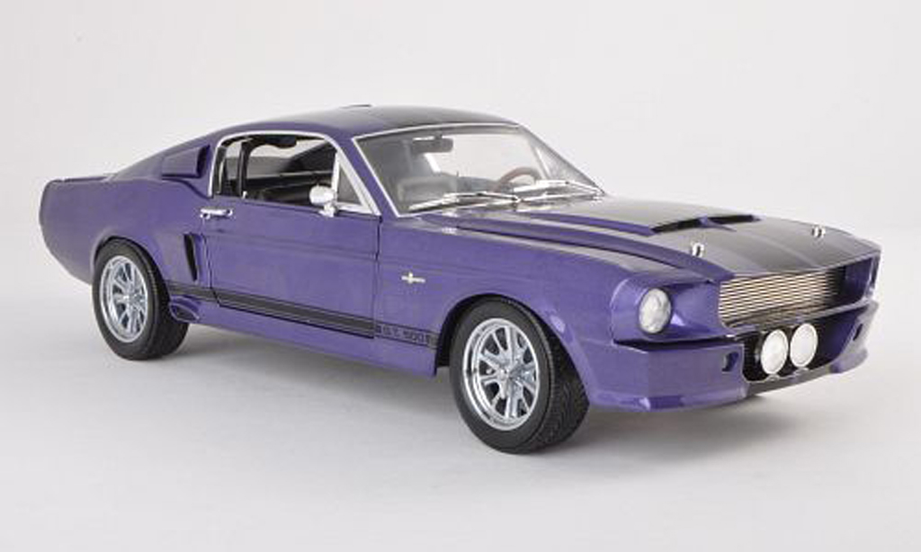 Shelby GT 500 1/18 Shelby Collectibles nero-lila/nero modellino in miniatura