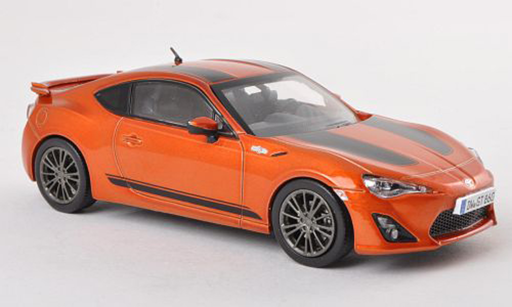 Toyota 86 2012 1/43 Triple 9 Collection 2012 cuivre/lumineuses-nero modellino in miniatura