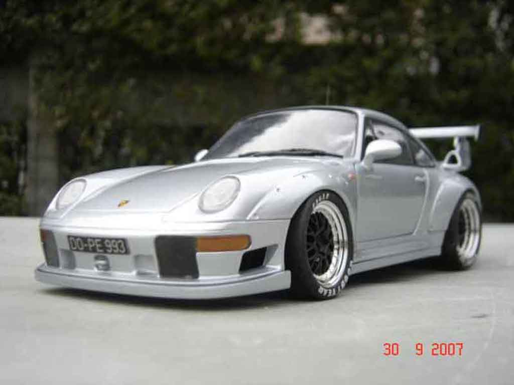 Porsche 993 GT2 1/18 Ut Models GT2 evo street grigio polaire tuning modellino in miniatura