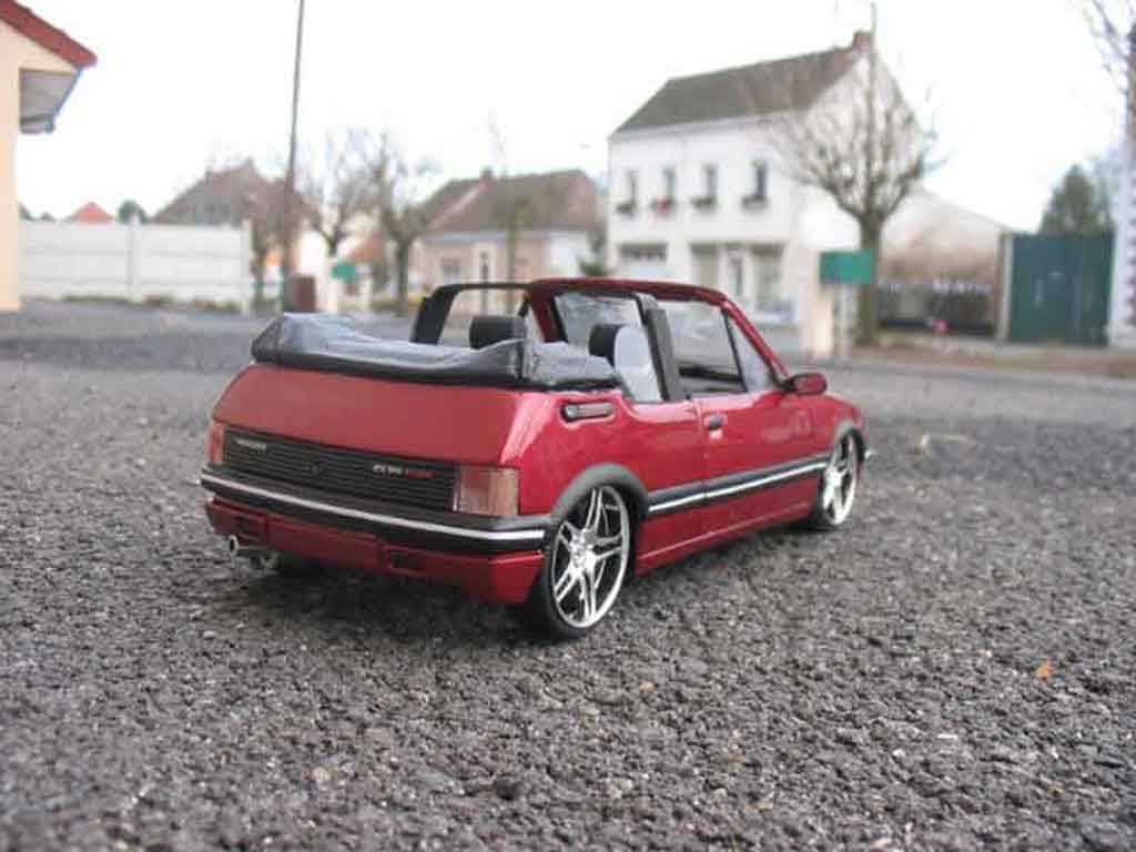 Peugeot 205 CTI 1/18 Solido CTI rosso metallized tuning modellino in miniatura