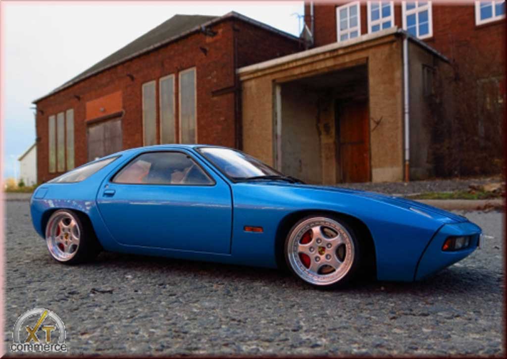 Porsche 928 1/18 Autoart blu jantes porsche cup logo tuning modellino in miniatura