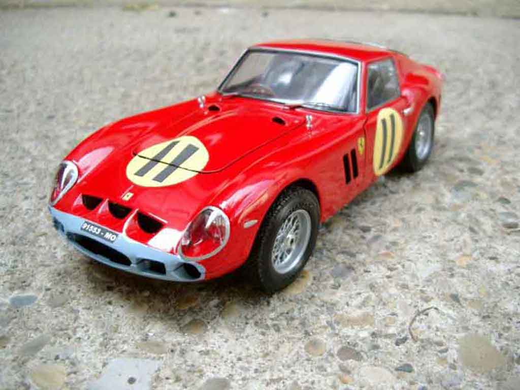 Ferrari 250 GTO 1963 1/18 Burago GTO 1963 #11 modellino in miniatura