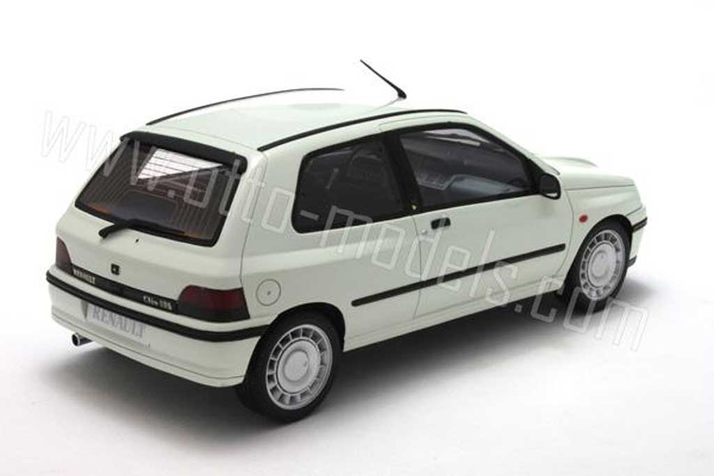 Renault Clio 16S 1/18 Ottomobile 16S bianco 1991 modellino in miniatura