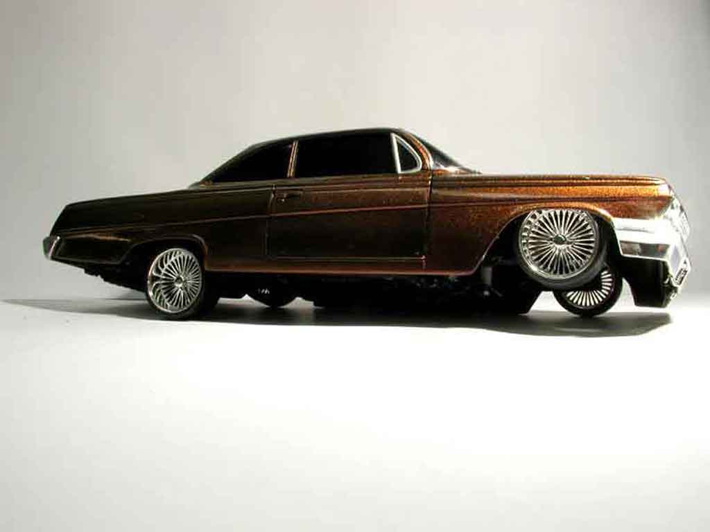 Chevrolet Bel Air 1962 1/18 Maisto 1962 62 ultime lowrider tuning modellino in miniatura