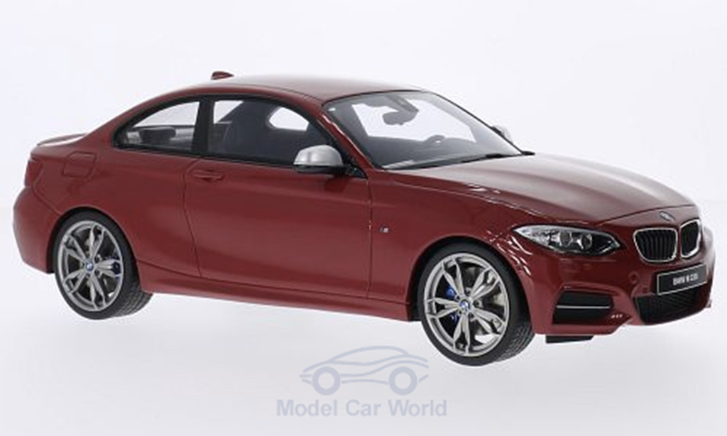Bmw M2 F22 1/18 GT Spirit 35 F22 i coupe rosso modellino in miniatura