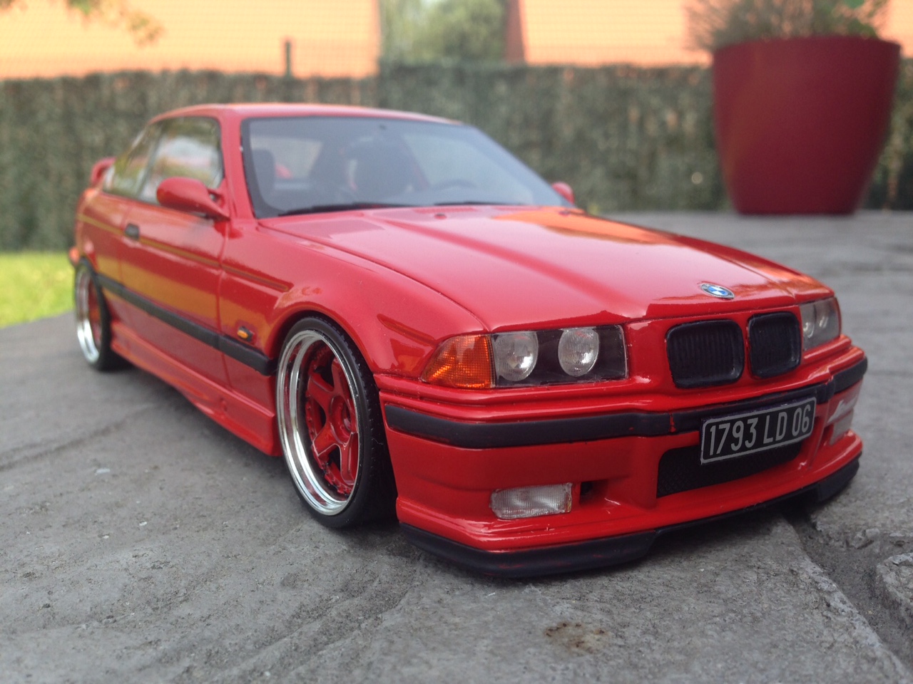 Bmw M3 E36 1/18 Ottomobile E36 Light Weight rosso tuning modellino in miniatura