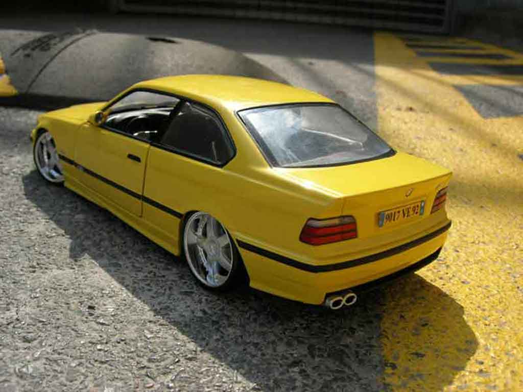 Bmw M3 E36 1/18 Ut Models jaune E36 tuning modellino in miniatura