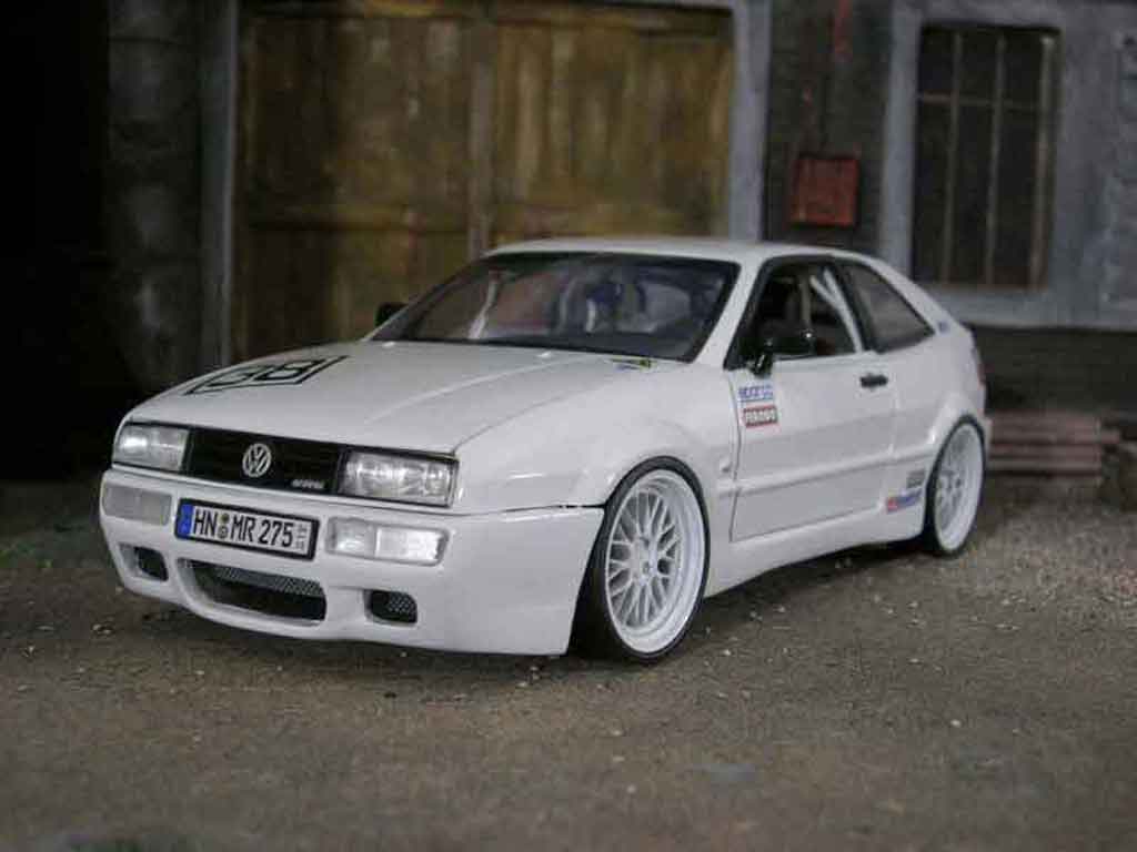 Volkswagen Corrado VR6 1/18 Revell VR6 street racer modellino in miniatura