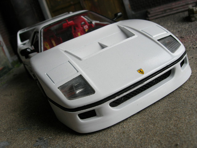 Ferrari F40 LM 1/18 Burago LM bianco tuning modellino in miniatura