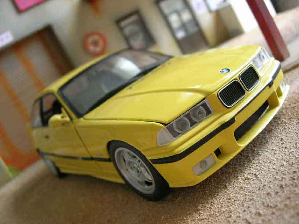 Bmw M3 E36 1/18 Ut Models E36 giallo origine modellino in miniatura