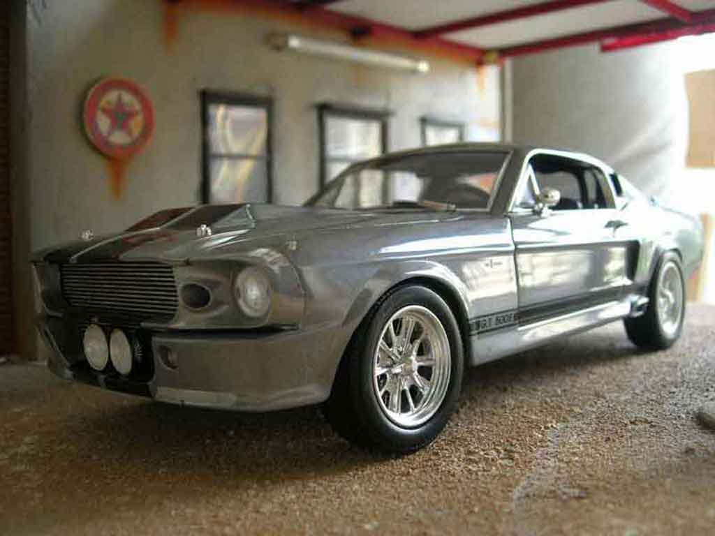 Shelby GT 500 1/18 Shelby Collectibles eleanor modellino in miniatura