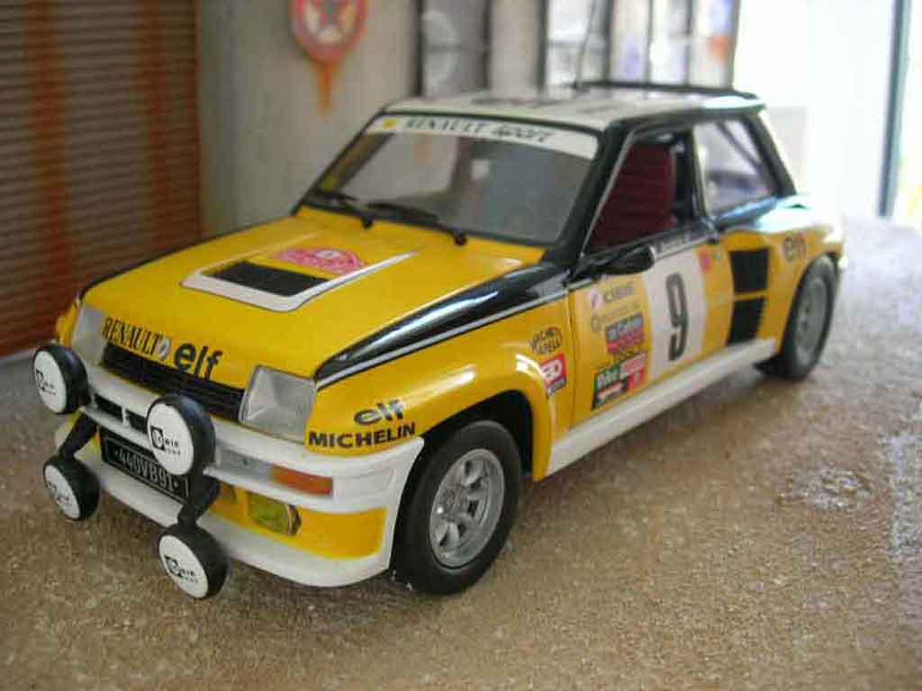 Renault 5 Turbo 1/18 Universal Hobbies Turbo rallye ragnotti modellino in miniatura