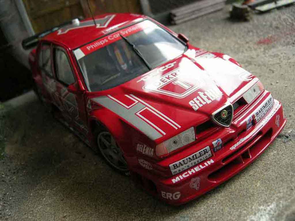 Alfa Romeo 155 1/18 Ut Models q4 v6 94 dtm #1 larini modellino in miniatura