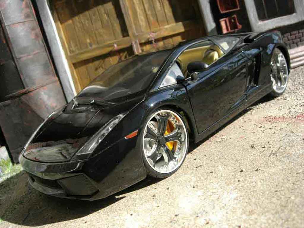 Lamborghini Gallardo SE 1/18 Playerz SE tuning nero modellino in miniatura