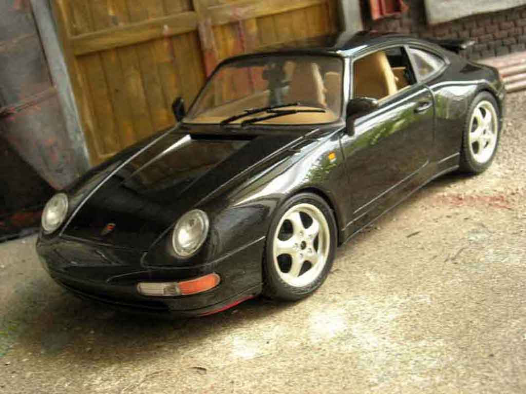 Porsche 993 Carrera 1/18 Burago Carrera 2 nero modellino in miniatura