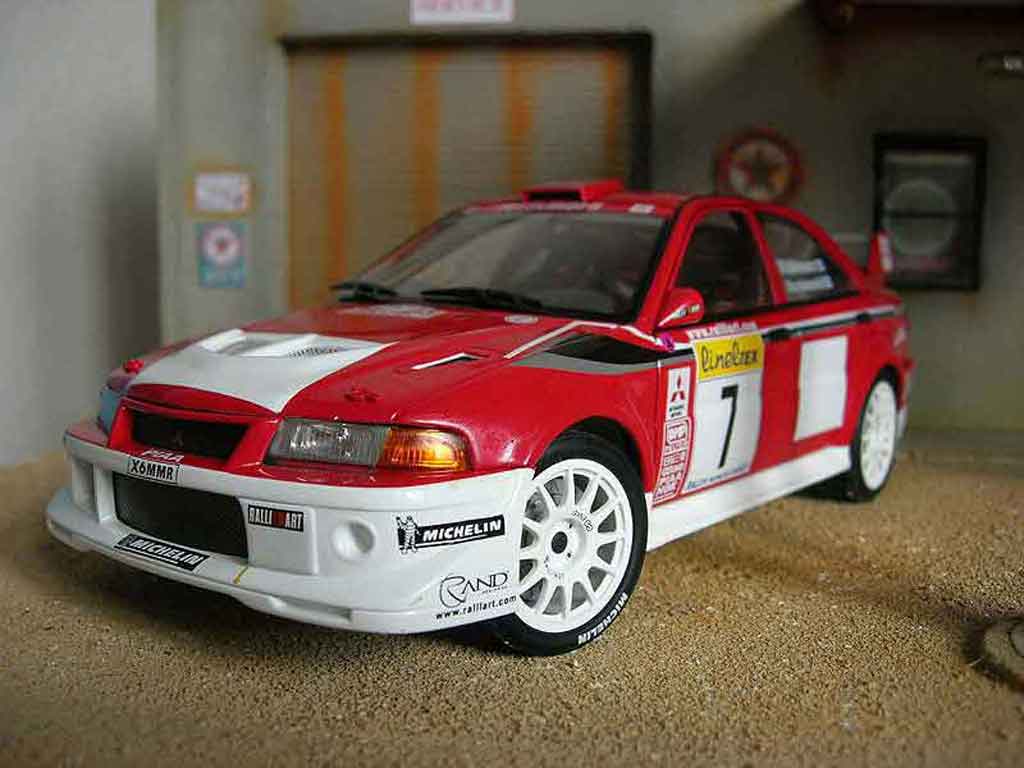 Mitsubishi Lancer Evolution VI 1/18 Autoart Evolution VI WRC 2001 Makinen Monte Carlo rosso modellino in miniatura