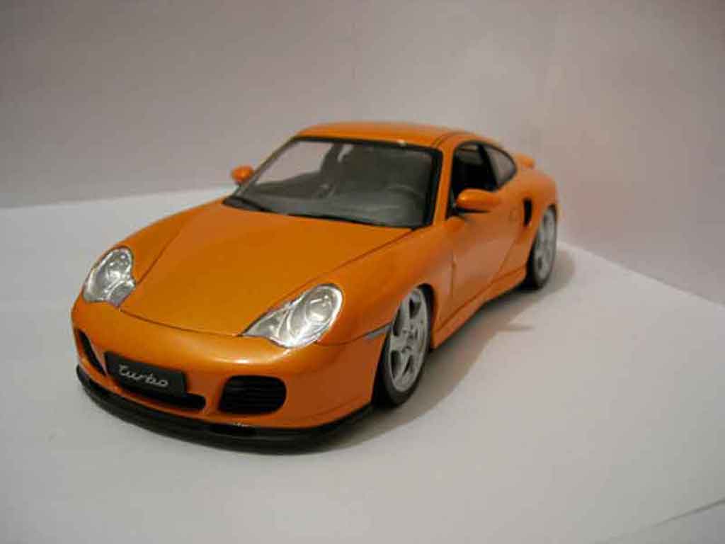 Porsche 996 Turbo 1/18 Hotworks Turbo orange modellino in miniatura